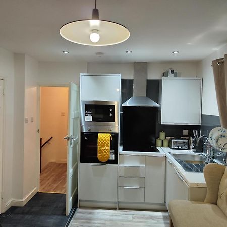 Garden Of Peace Apartment Erith Екстериор снимка