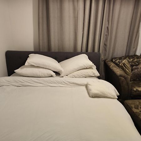 Garden Of Peace Apartment Erith Екстериор снимка